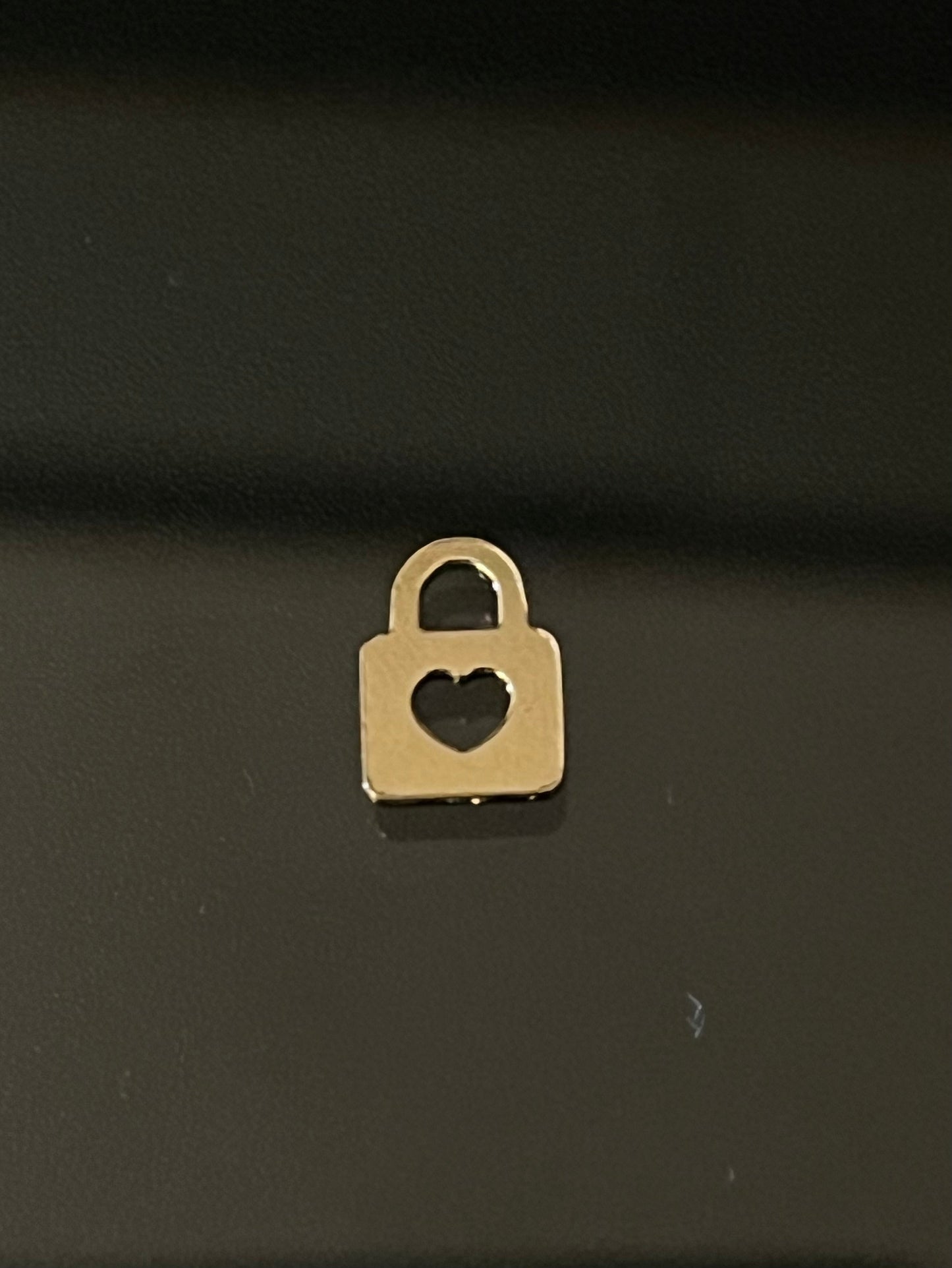 Locker connector